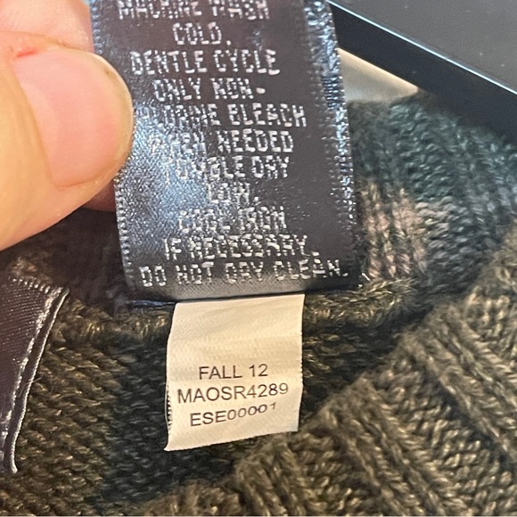 Oscar De La Renta Crew Neck Long Sleeve Sweater Men’s Size M Green Pattern Plaid - Picture 5 of 6